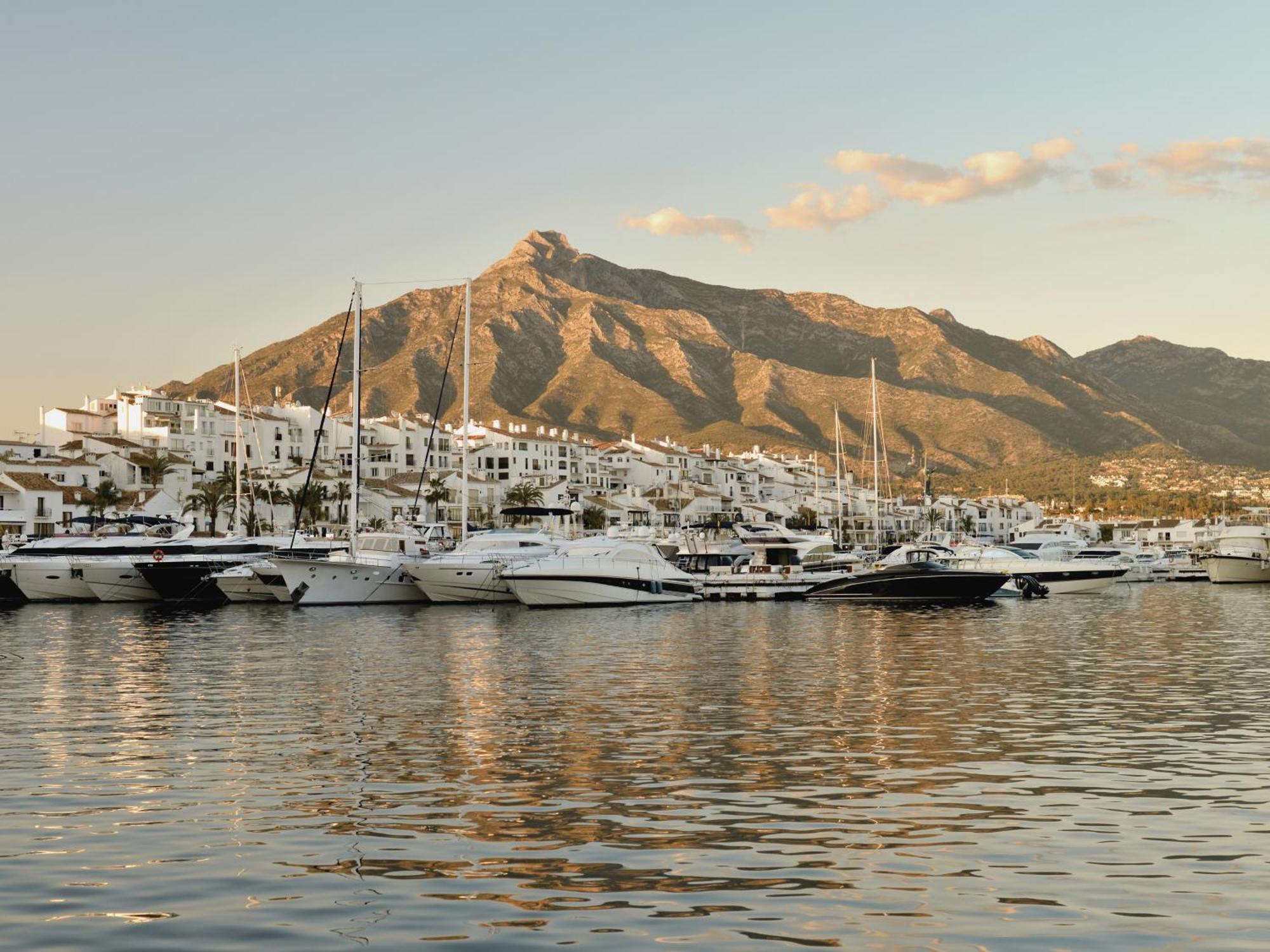 Vacation Marbella I Sea Views, 24-7 Security, Parking, Walk To Everything In Luxurious Puerto Banus Dış mekan fotoğraf